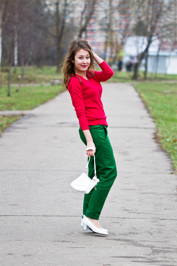 Блог Marina Sokalski (Марины Сокальски) : девушка в розовом свитере