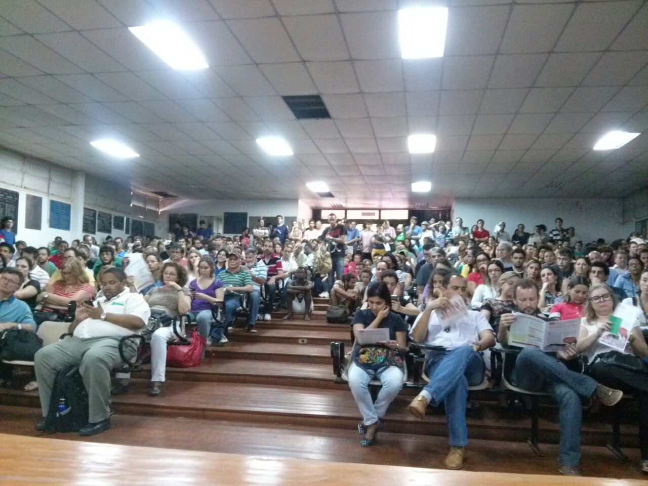 Assembleia 26 de maio de 2015