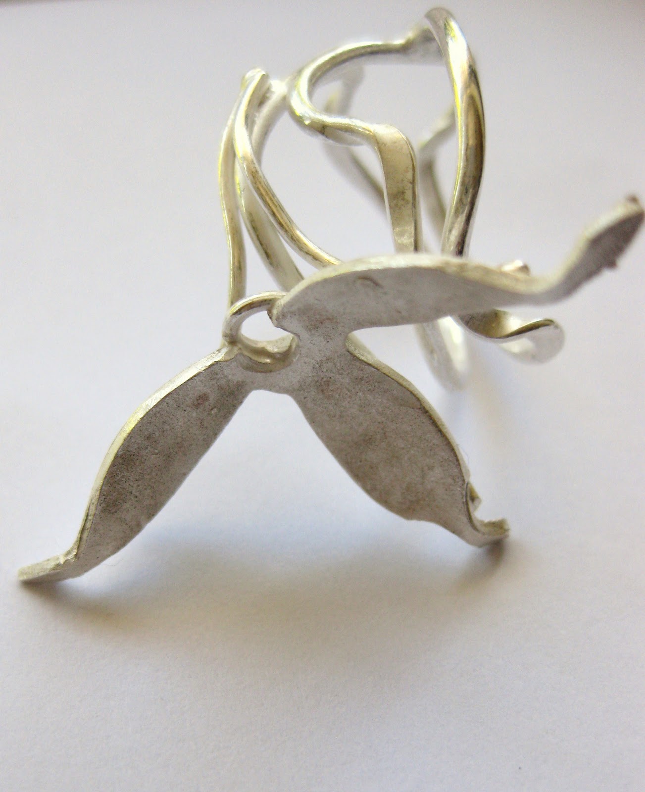 Michelle Pujol Contemporary jewellery Jingle bells!