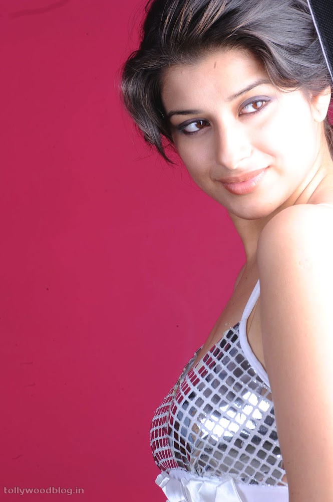 Madhurima Hot Photo Shoot Picture - 09