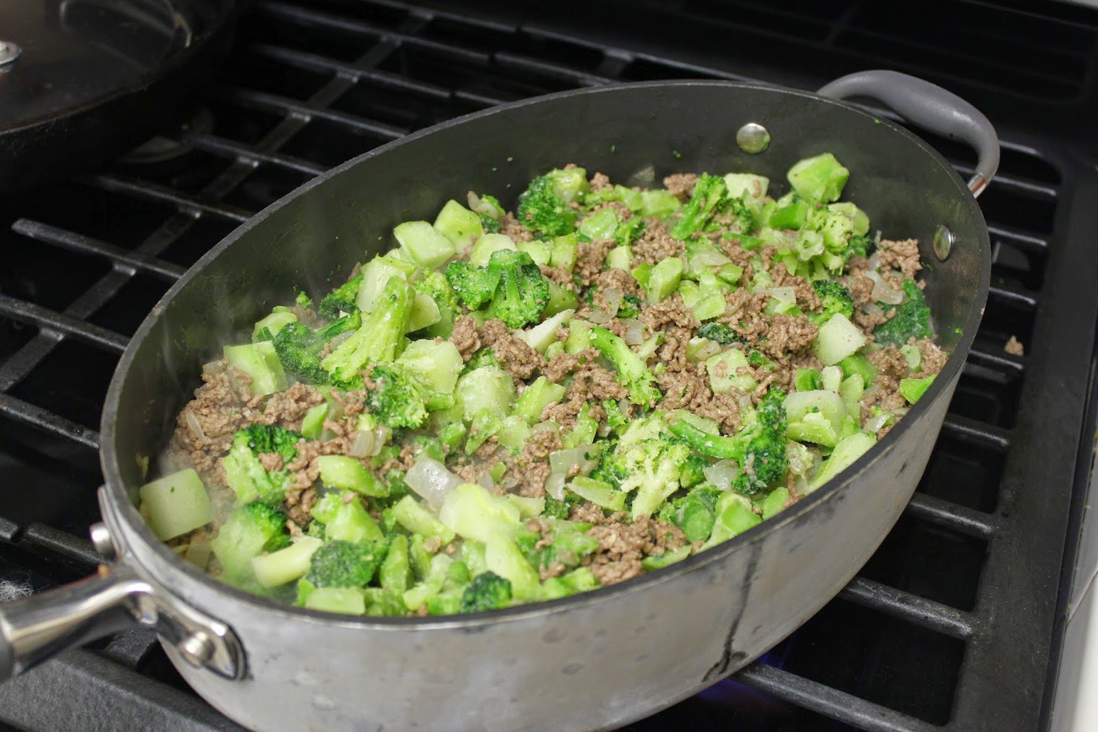 The Foodista Chronicles Beef and Broccoli Wellington