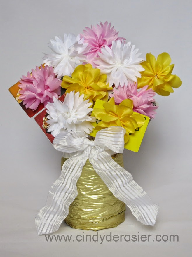 Cindy deRosier My Creative Life Gift Card Bouquet