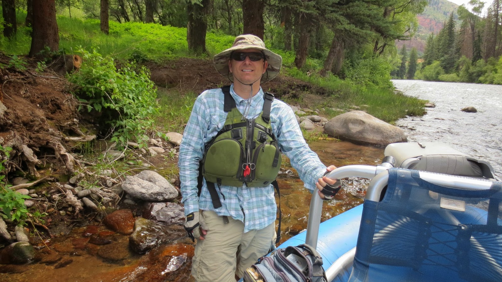 Roaring+Fork+River+fly+fishing+with+Jay+Scott+Outdoors+Brown+trout+and+rainbow+trout+2.JPG