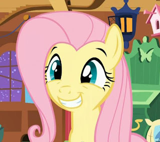 [Bild: f111129_Fluttershy+grin.jpg]