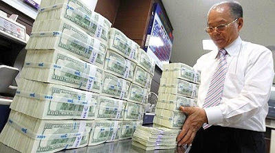 Los mercados no siempre funcionan de manera perfecta (fallas de mercado). La intervención del estado puede mejorar los resultados del mercado Los mercados no siempre funcionan de manera perfecta (fallas de mercado). La intervención del estado puede mejorar los resultados del mercado