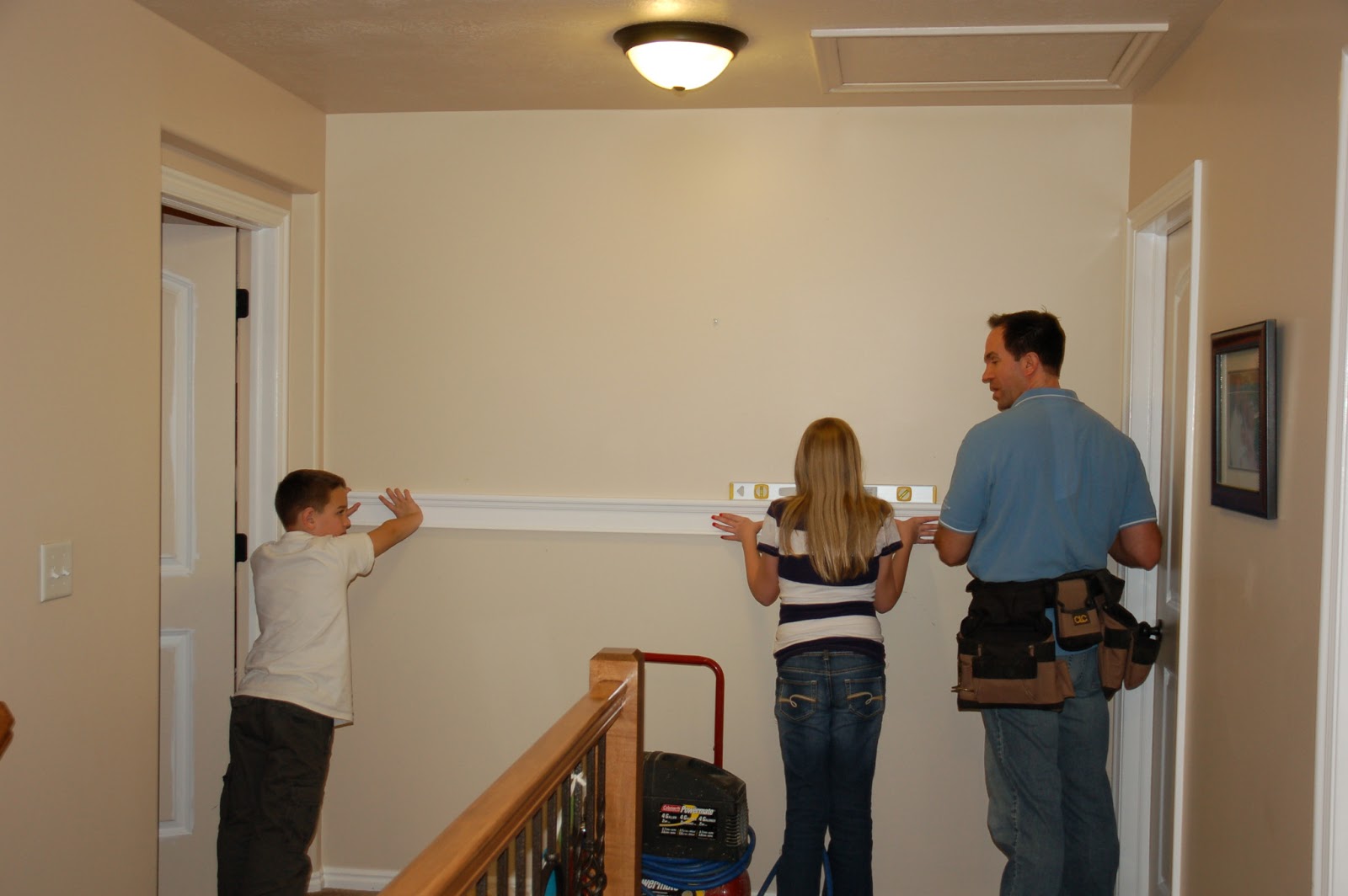 restlessrisa Picture Frame Molding Tutorial