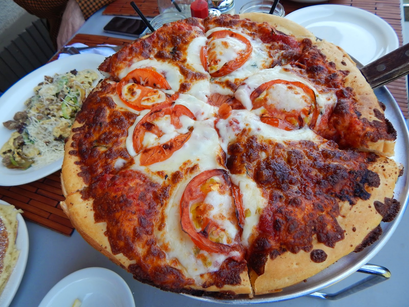 CAFE LA LA The Pan in Gardena