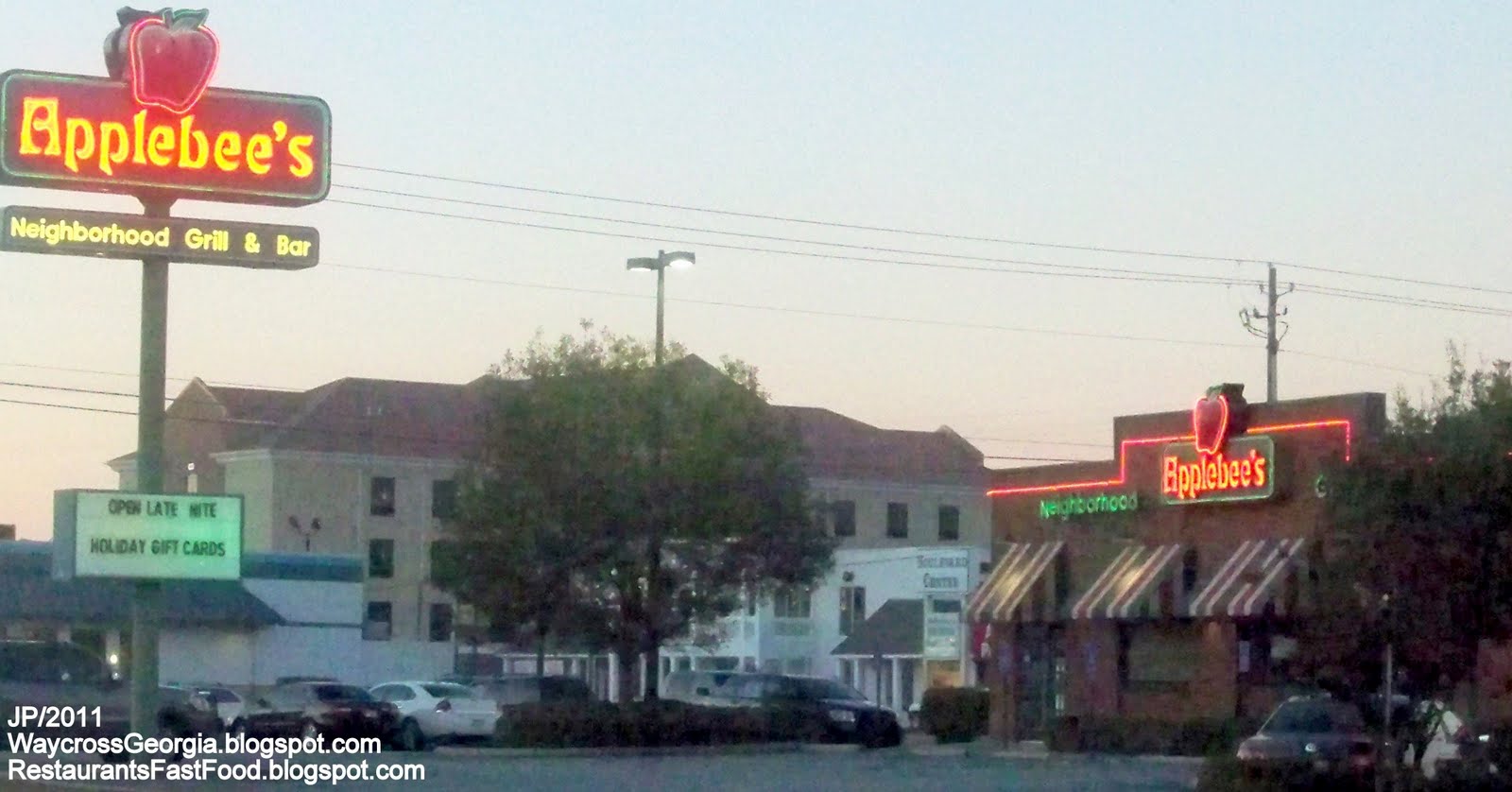 WAYCROSS Ware Cty.College Restaurant Bank Hotel Attorney Dr