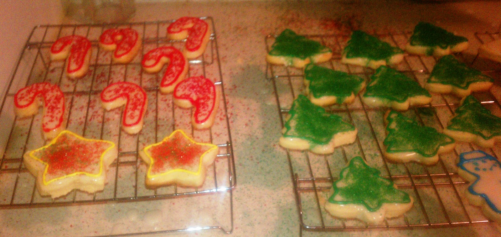 Decorating christmas cookies : let's celebrate! Cupcakes & Couture: Christmas Cookies