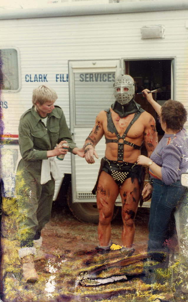 mad-max-road-warrior-behind-the-scenes.jpg