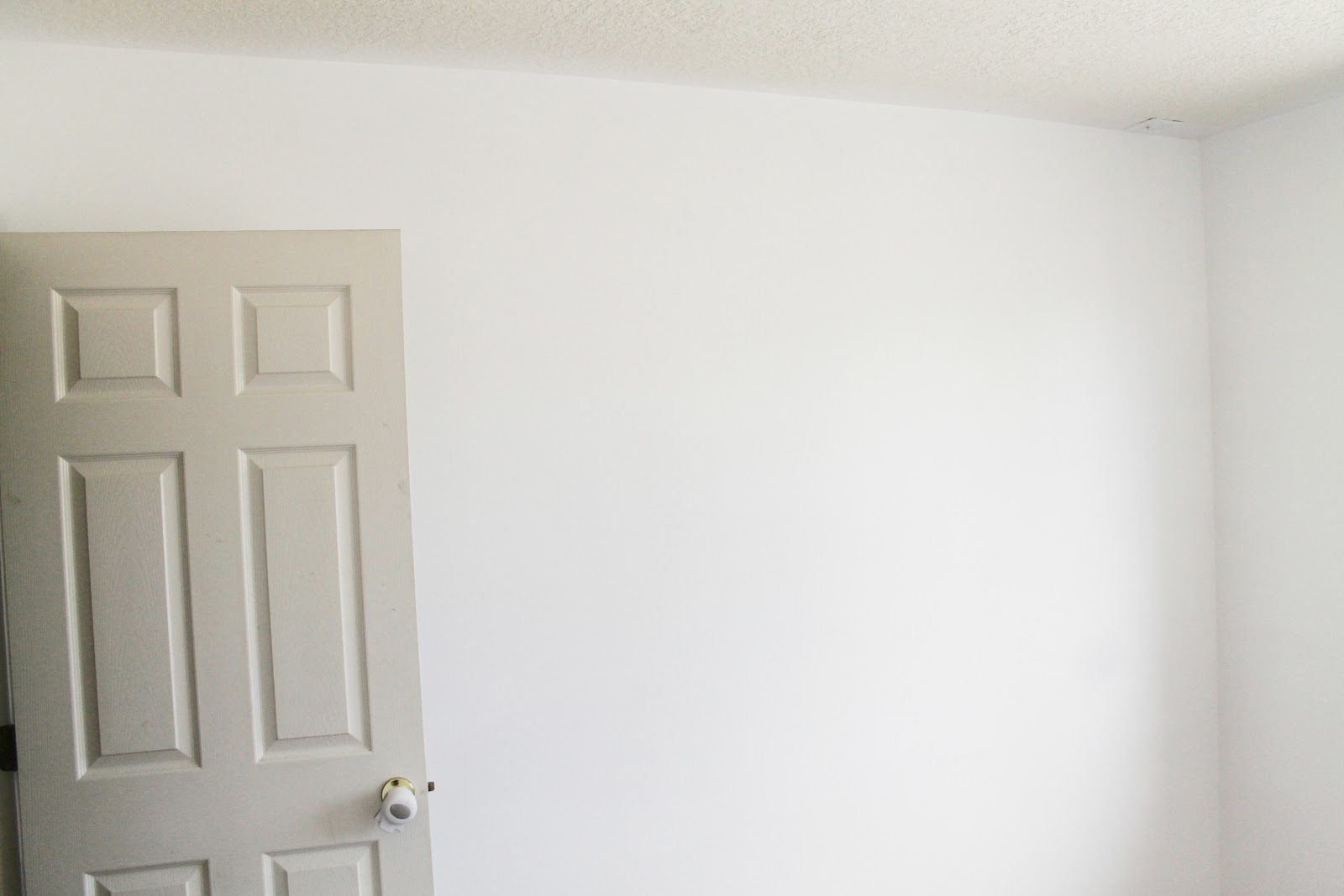 White Walls and Reader's Choice Ceiling Paint Color Chris Loves Julia