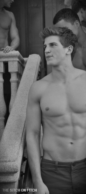 [Image: Abercrombie+&+Fitch+Hong+Kong+models+out...tor+FL.png]