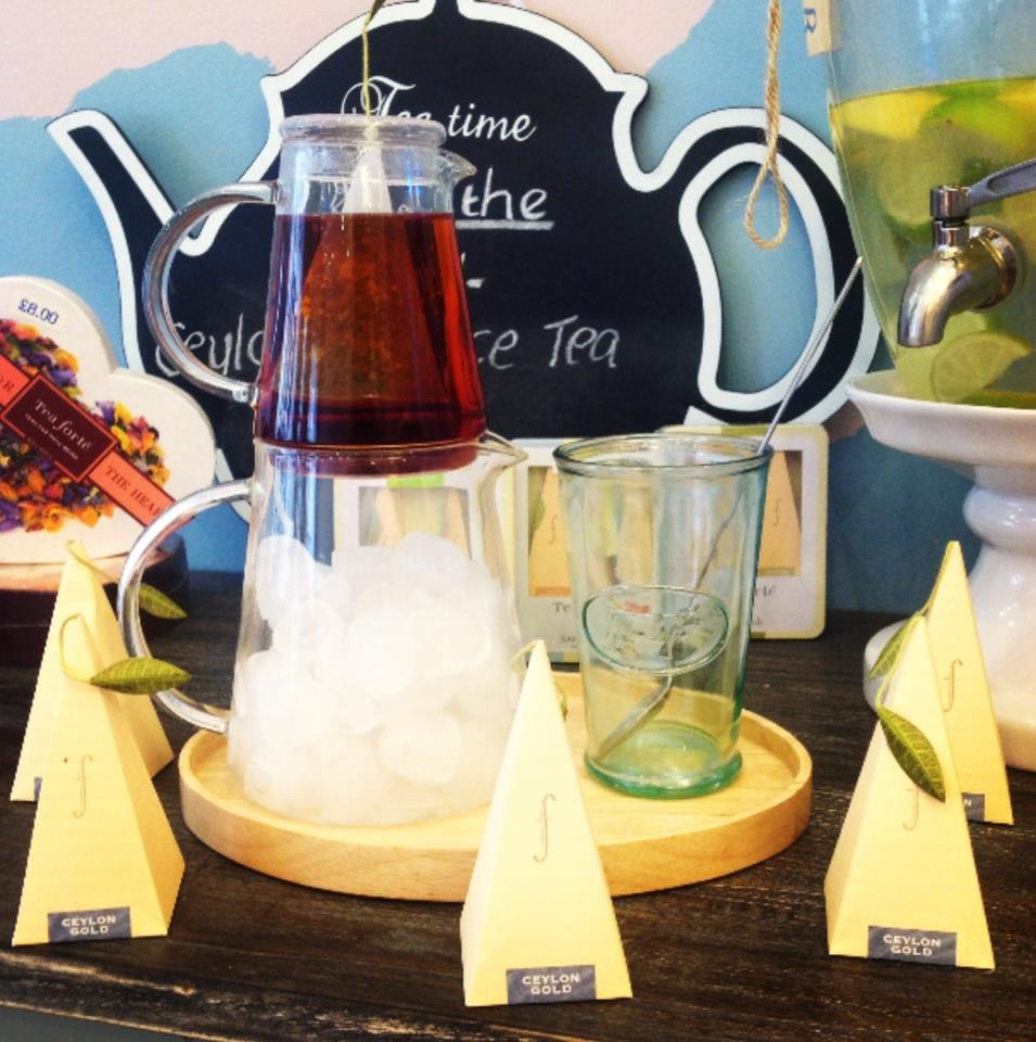 Laura Whispering THE CITY // Cup, Aberdeen