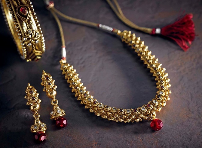 Do you think why women and specially brides waste much time in finding and select a special kind of jewelry for them.... answer is very easy ..... because wedding ceremony happens only once in life, (many times it may happen twice or thrice under special terms and conditions). Brides try hard to find good and gorgeous jewelry items which can be used with matching Lehenga or Farak. If yor are bride and your bridal ceremony is very close and date is fixed, then you will be busy in selecting an antique jewelry designs, do not worry here below we provided many designs of different kinds of jewelry which can be used fro your ears, nose, arms, feet, neck and toe, so browse down and select any one.... 1. Polki Bridal Jewellery 2. Diamond Bridal Set 3. Gold Bridal Jewellery 4. Bridal Set Of Semi-Precious Stones 5. Antique Gold Set For Wedding 6. Maang Tikka 7. Tagdi 8. Mangalsutra 9. Matha Patti 10. Kada 11. Haath Phool 12. Bajubandh.... Jewelry Designs for Brides Do you think why women and specially brides waste much time in finding and select a special kind of jewelry for them.... answer is very easy ..... because wedding ceremony happens only once in life, (many times it may happen twice or thrice under special terms and conditions). Brides try hard to find good and gorgeous jewelry items which can be used with matching Lehenga or Farak. If yor are bride and your bridal ceremony is very close and date is fixed, then you will be busy in selecting an antique jewelry designs, do not worry here below we provided many designs of different kinds of jewelry which can be used fro your ears, nose, arms, feet, neck and toe, so browse down and select any one.... 1. Polki Bridal Jewellery 2. Diamond Bridal Set 3. Gold Bridal Jewellery 4. Bridal Set Of Semi-Precious Stones 5. Antique Gold Set For Wedding 6. Maang Tikka 7. Tagdi 8. Mangalsutra 9. Matha Patti 10. Kada 11. Haath Phool 12. Bajubandh.... Jewelry Designs for Brides