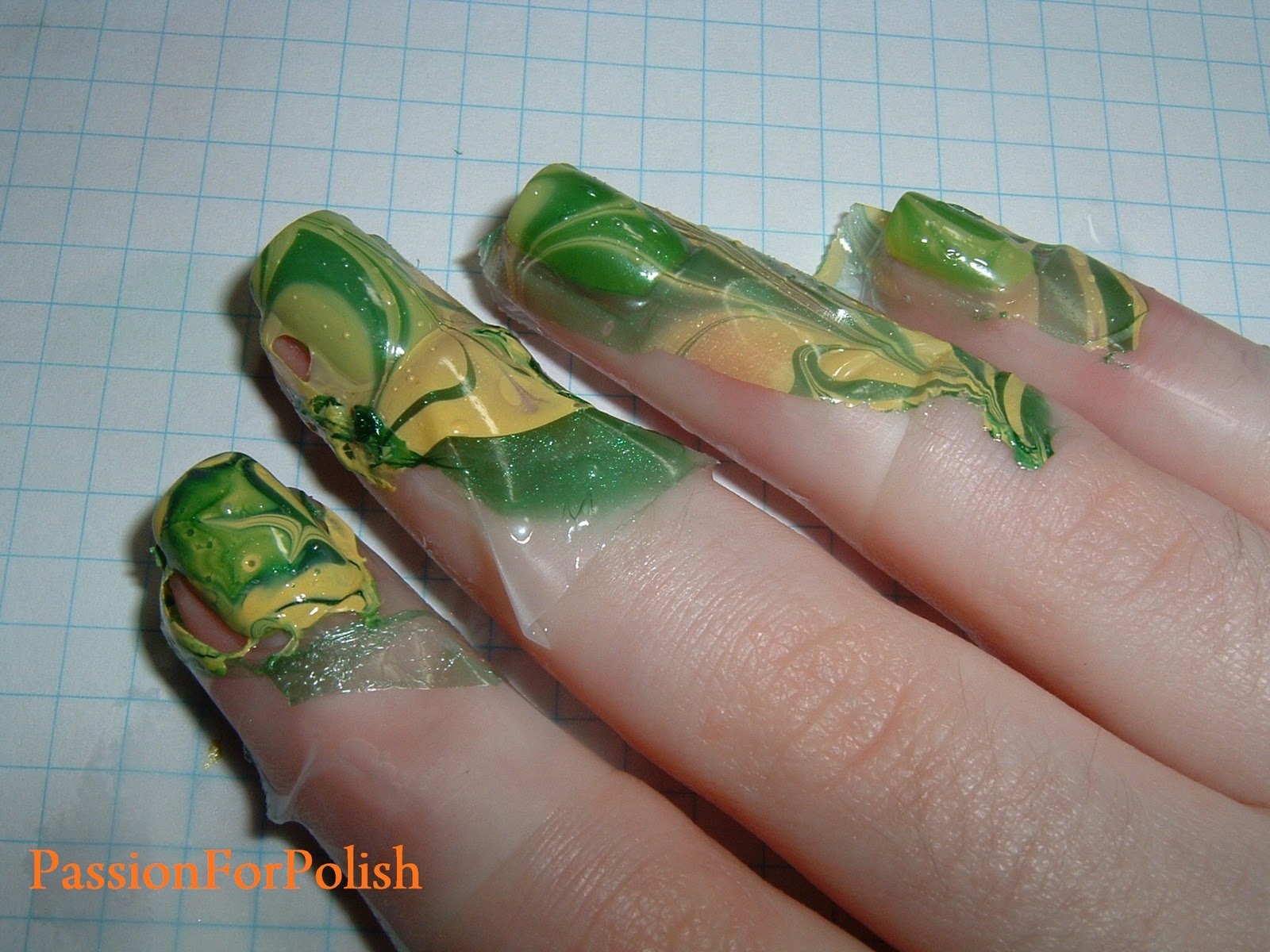 PassionForPolish How To Water Marbling