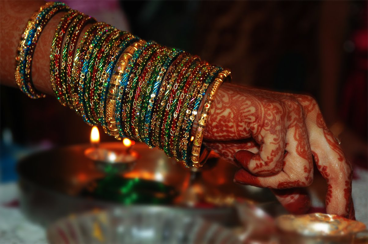 Leofreestyle Indian Wedding Bangle Ceremony