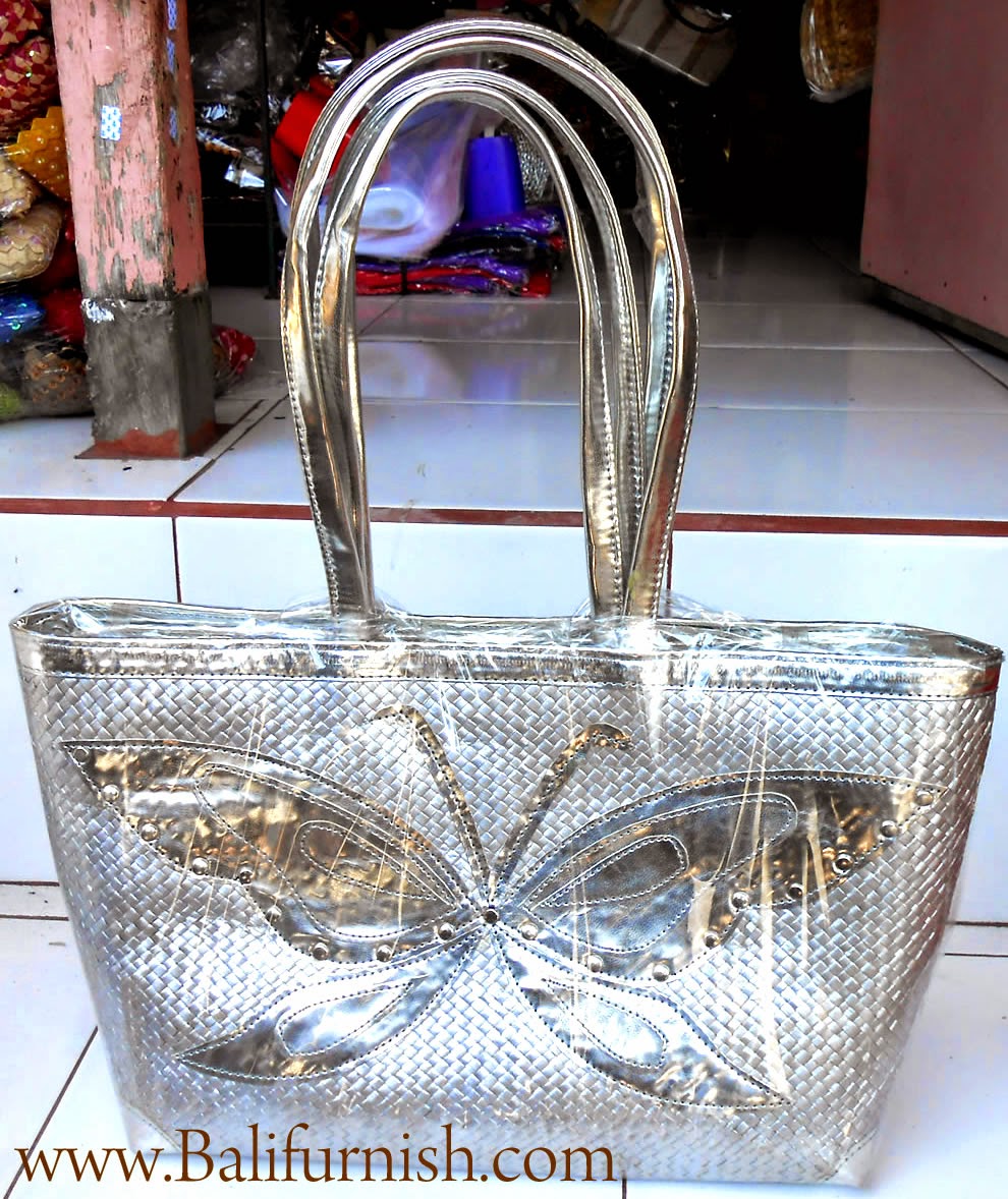 Straw Handbags from Bali Indonesia Bali Crafts Home Decors Wood
