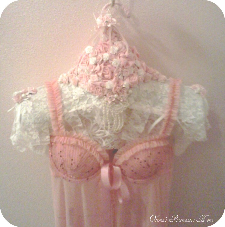 Olivia's Romantic Home Vintage Lace Rosette Hanger Tutorial