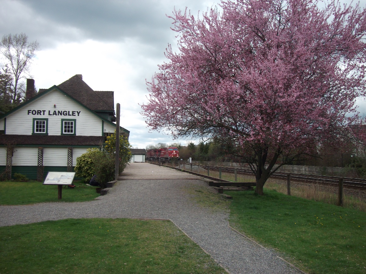 Jasmines Journeys Antique Weekend Fort Langley