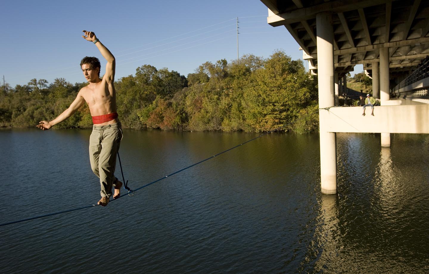 Todo sobre Autos Slackline siempre al filo