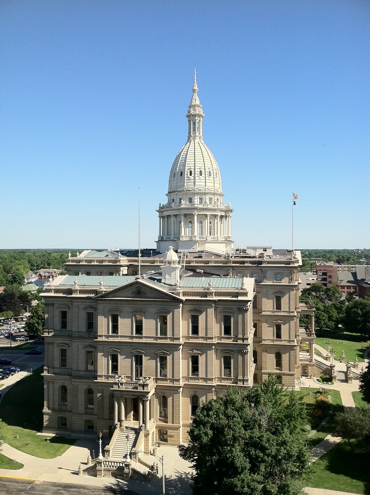 Lansing Capital Tours Yuppie Traveler
