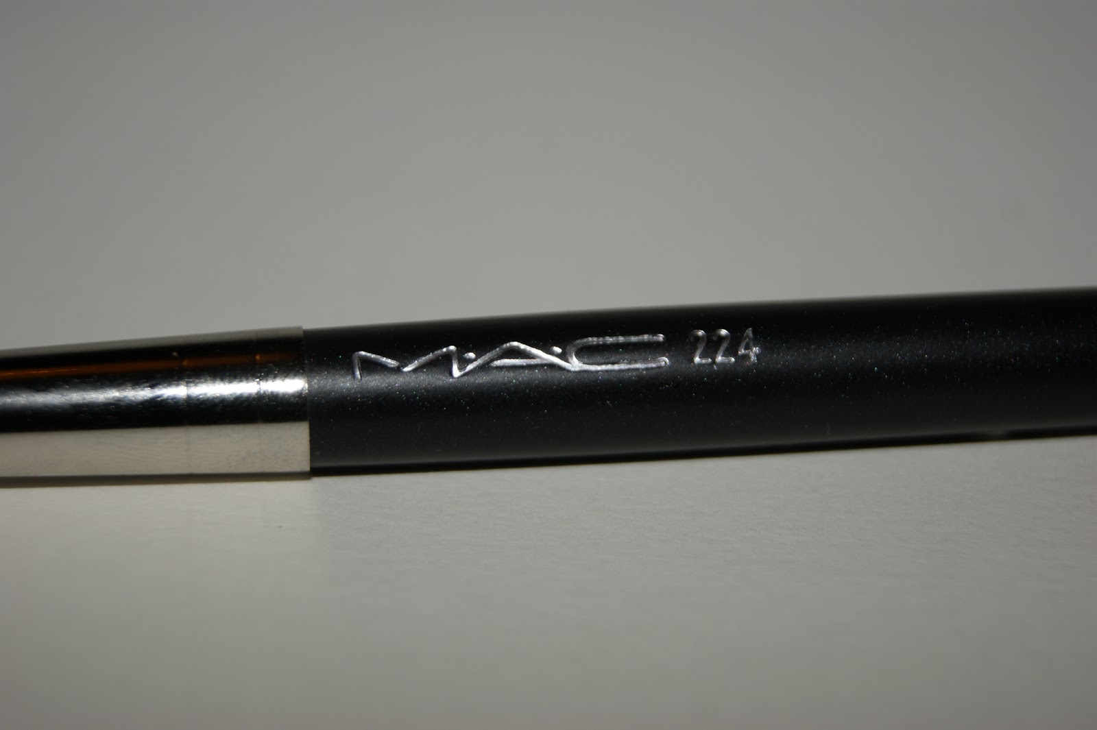 Mac 224 Brush Review The Sunday Girl