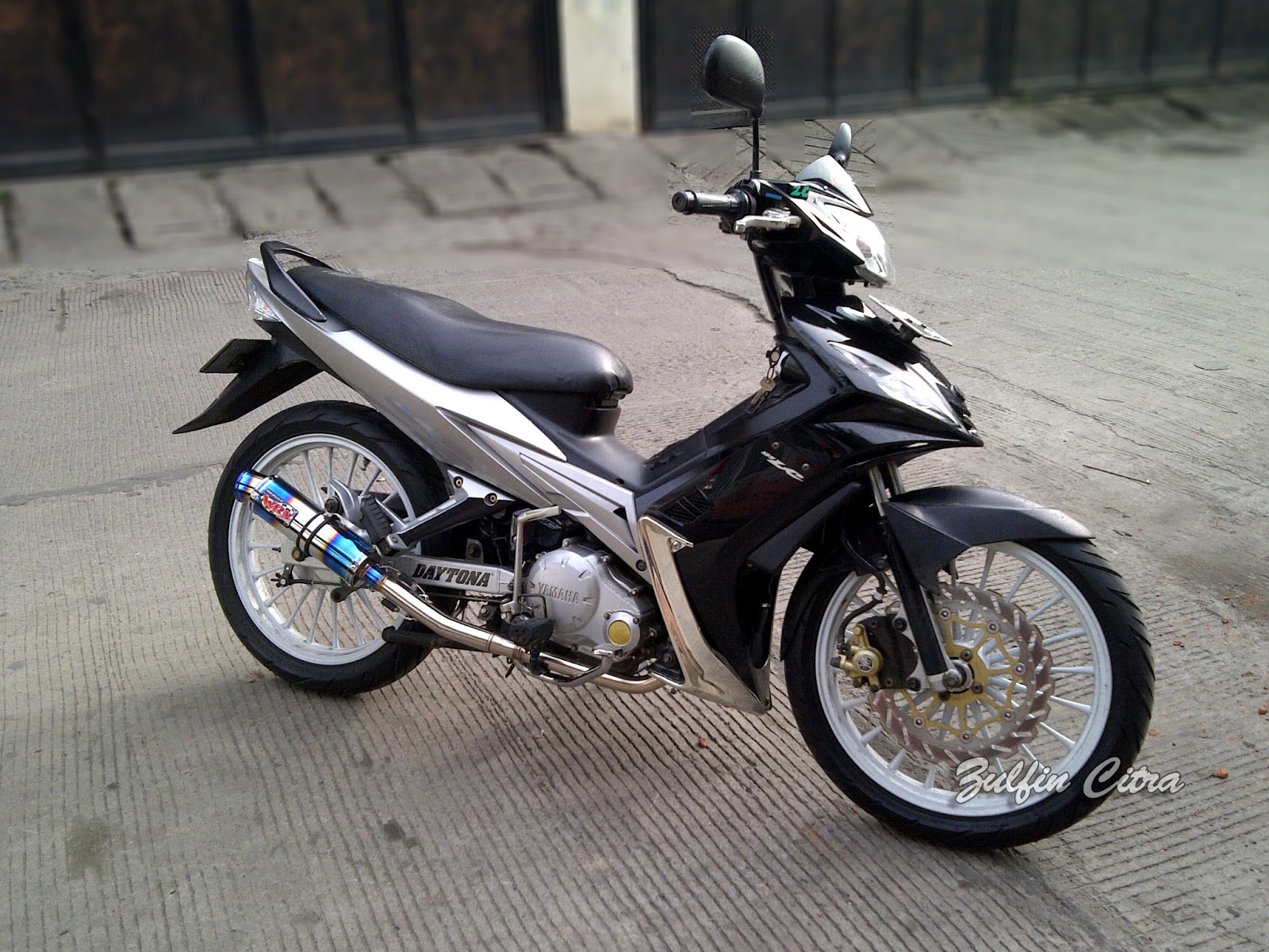 Knalpot WRX GP3 standar Jupiter MX title=