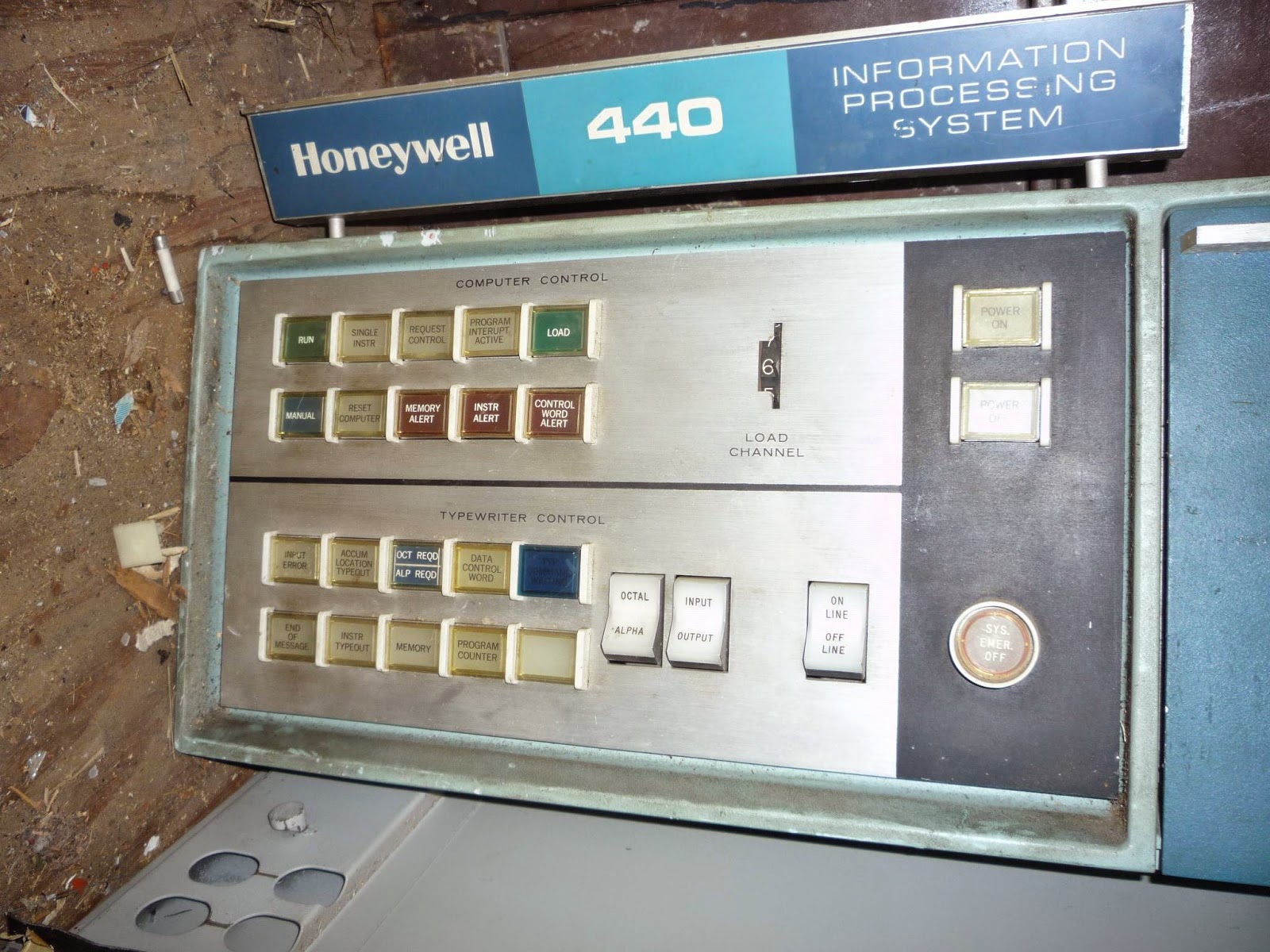 Jim's collections: Honeywell 440