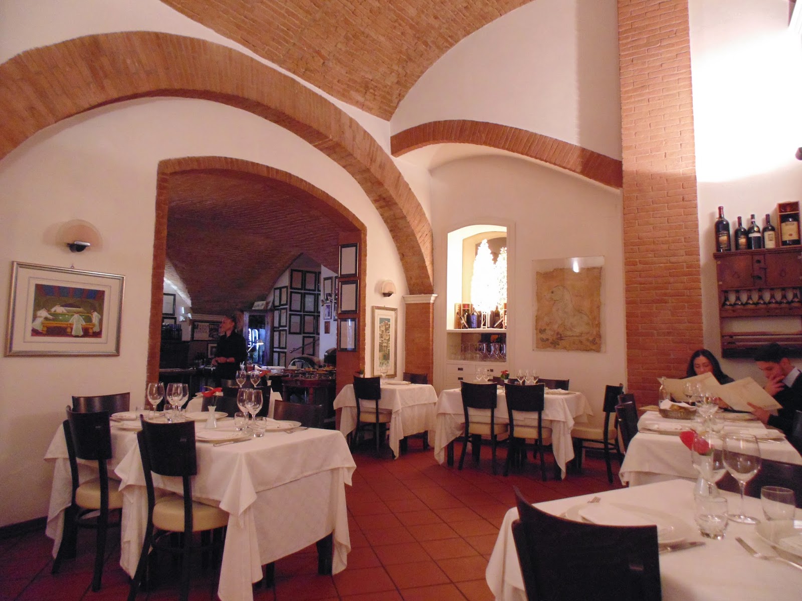 Eating out Restaurant La Taverna, Perugia, Italy Life in Luxembourg