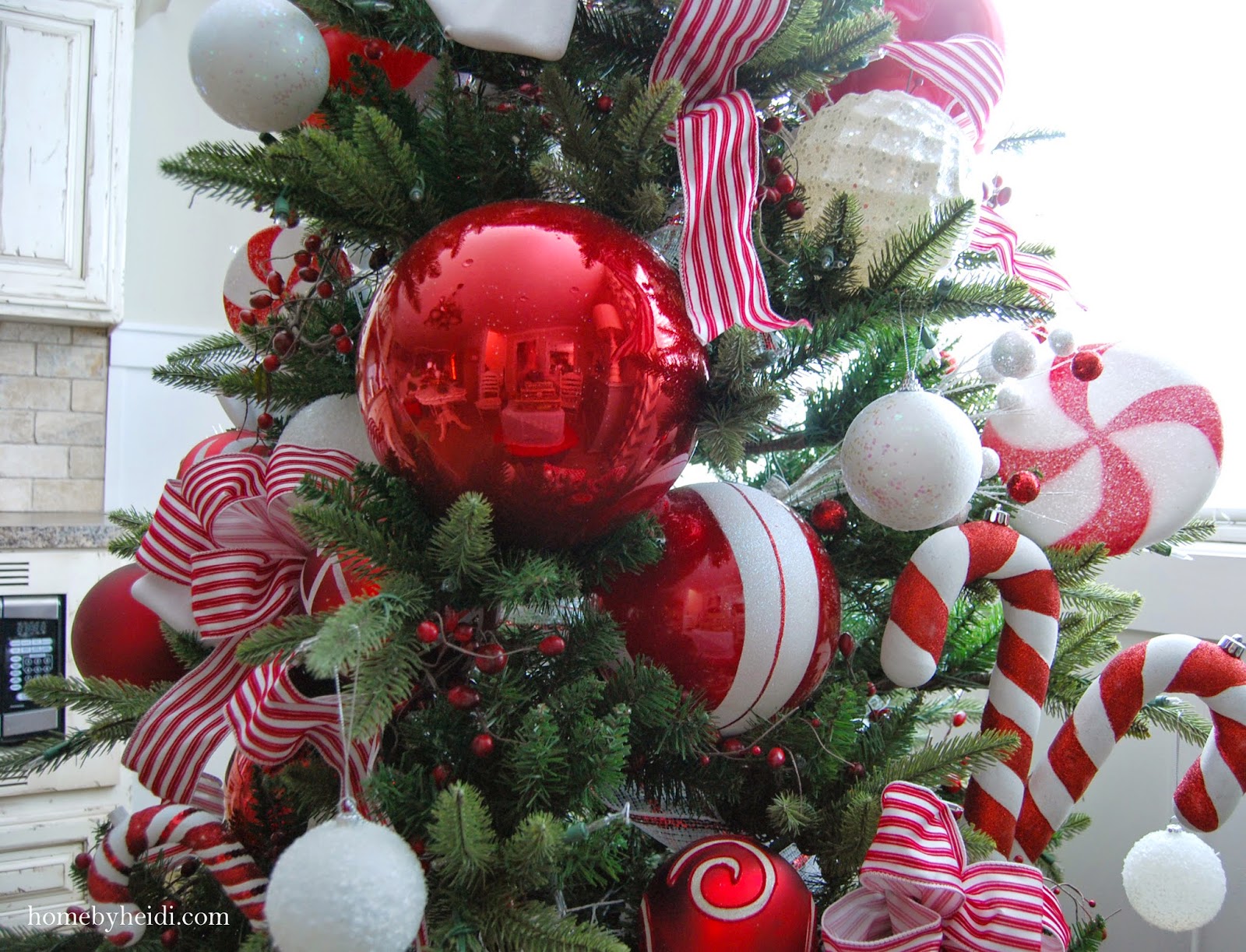i found pretty much everything on this tree from tai pan and michaels and of course i pulled from older elements i already owned like the berries and some - Candy Cane Christmas Tree Decorations i found pretty much everything on this tree from tai pan and michaels and of course i pulled from older elements i already owned like the berries and some - Candy Cane Christmas Tree Decorations
