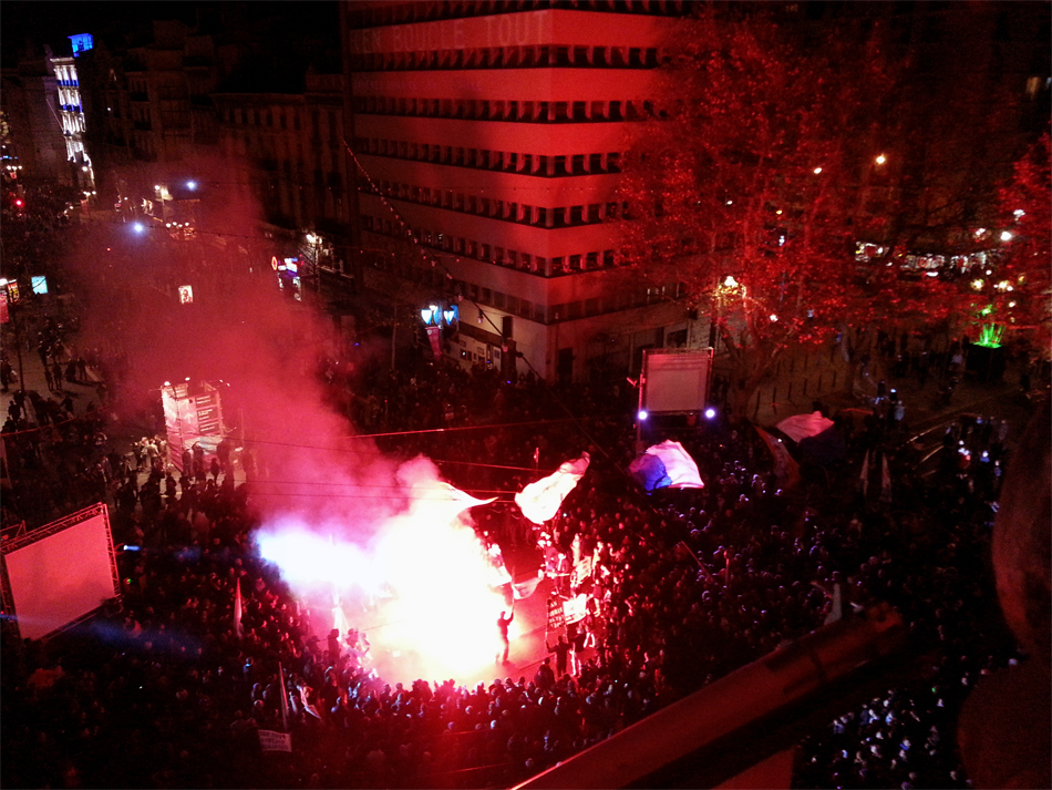 Le Mouvement en France . - Page 12 Clameur08