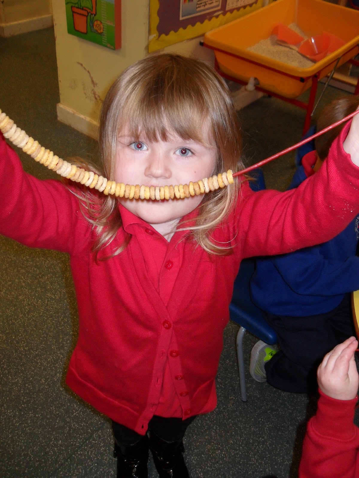 Gleadless Primary School Foundation Stage Threading skills