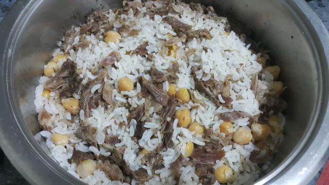 Haşlama Etli Pirinç Pilavı Tarifi Yemek Tarifleri