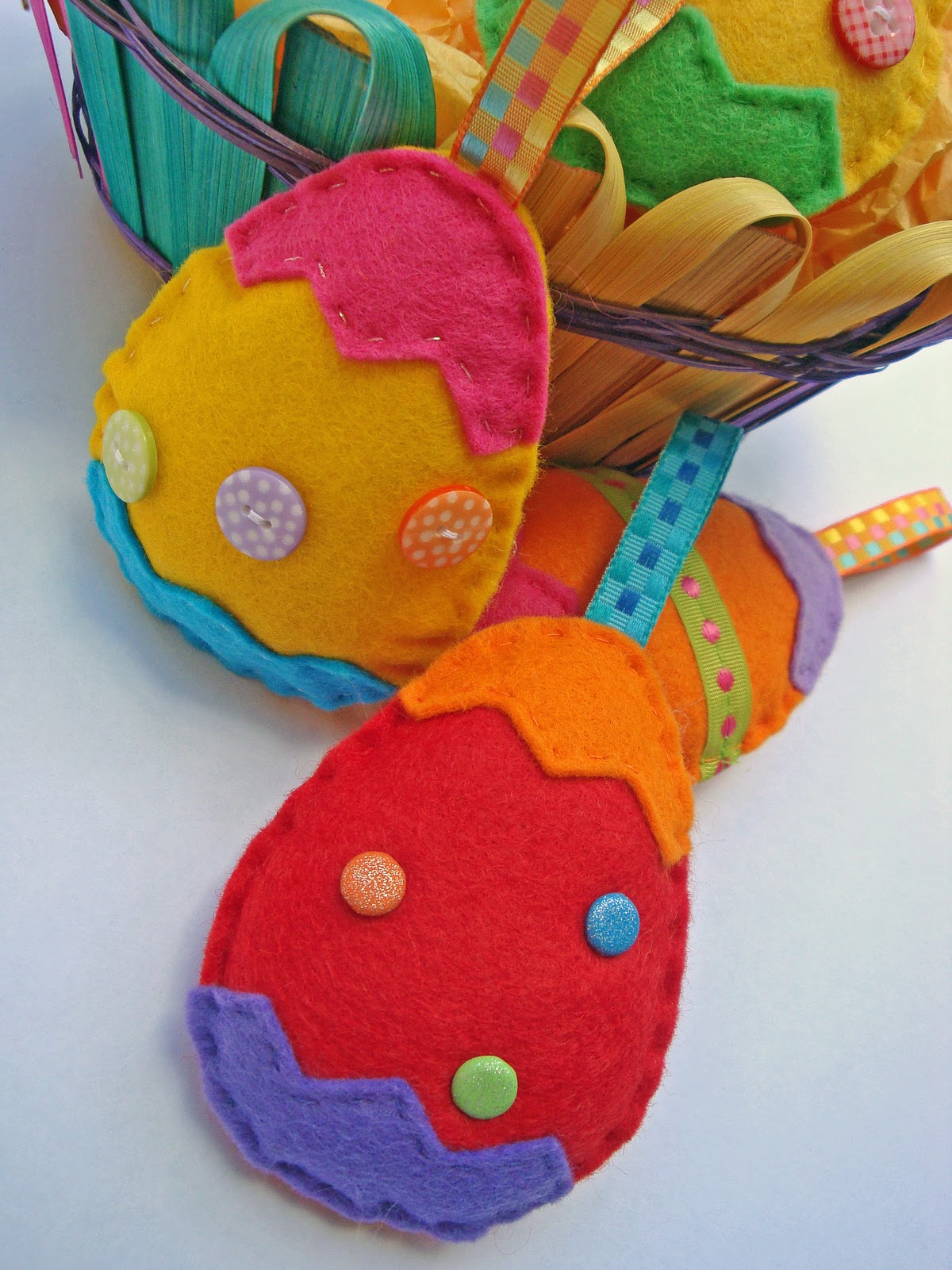 Tied with a Ribbon Tutorial How to make a Felt Easter Egg