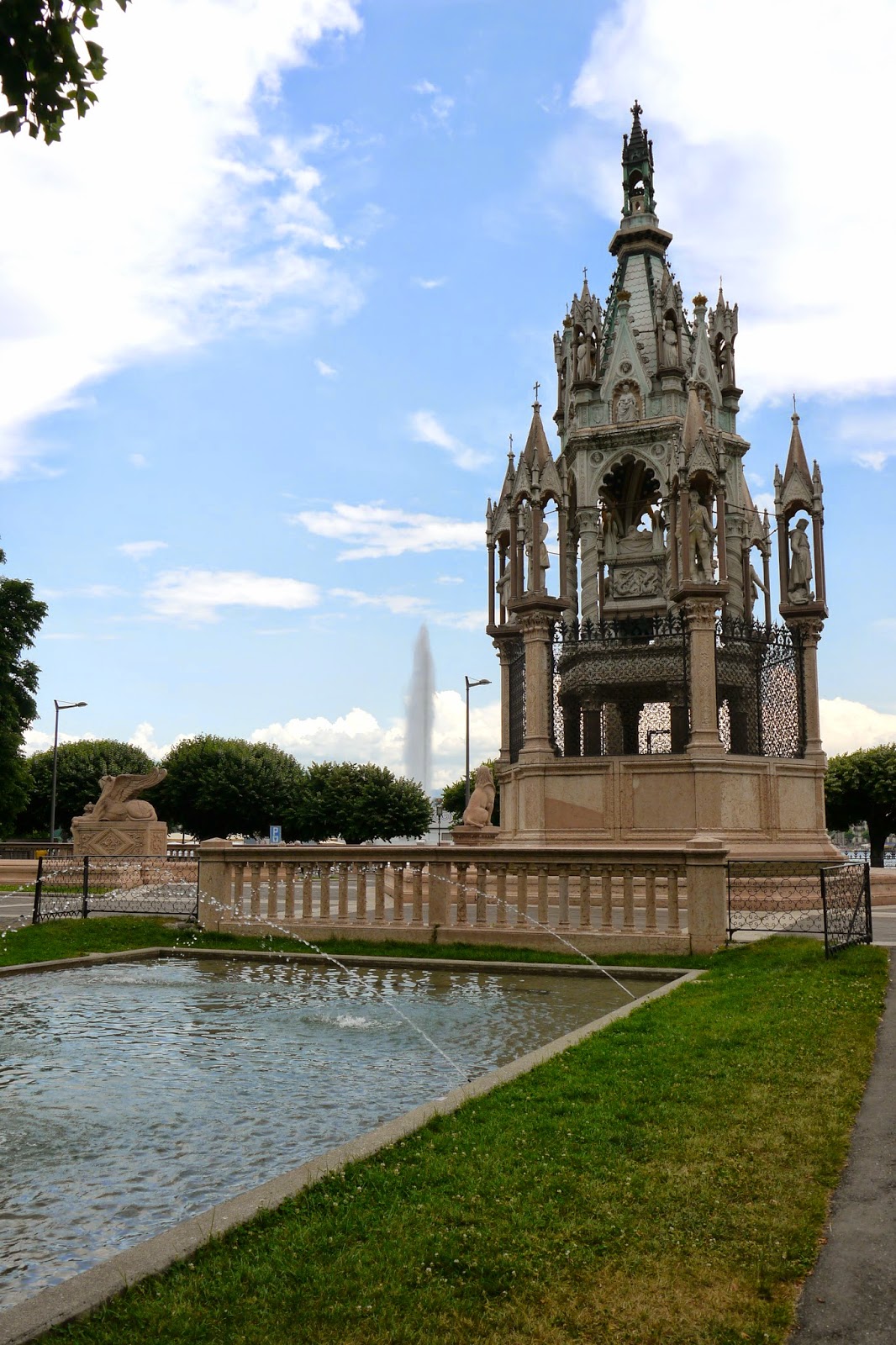 Yours, Kenna Couchsurfing Switzerland Edition