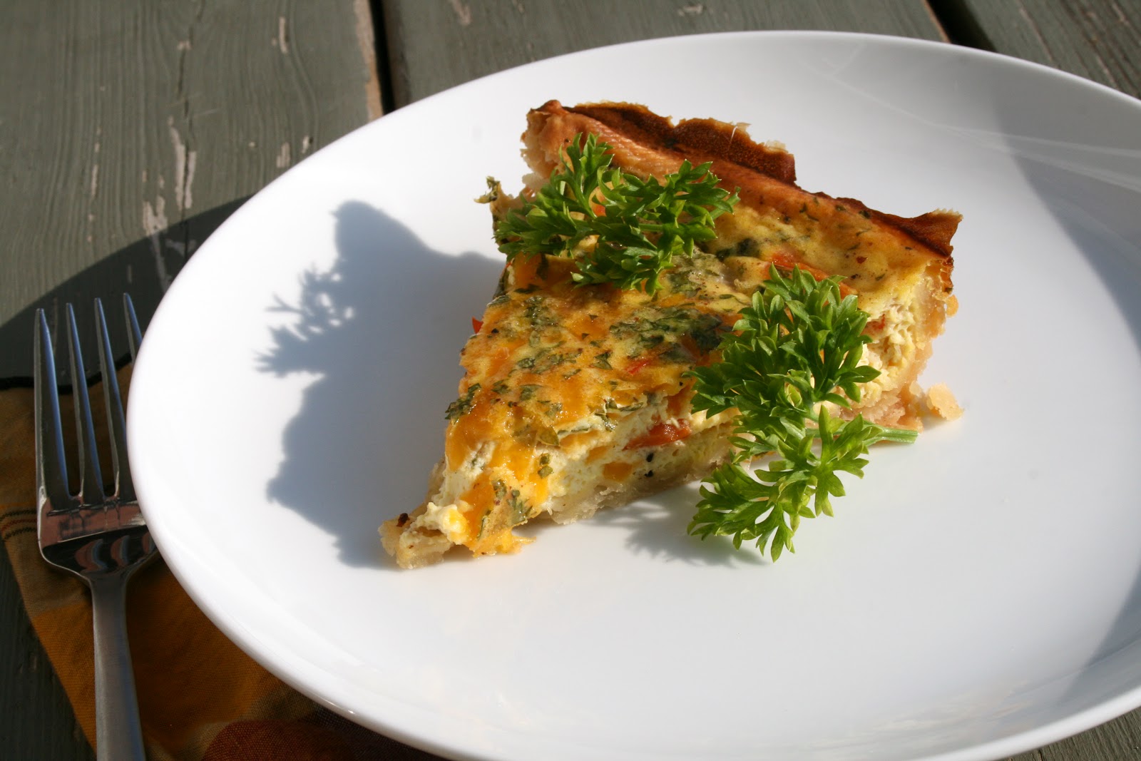 My Happy House Cheesy Bell Pepper & Herb Quiche