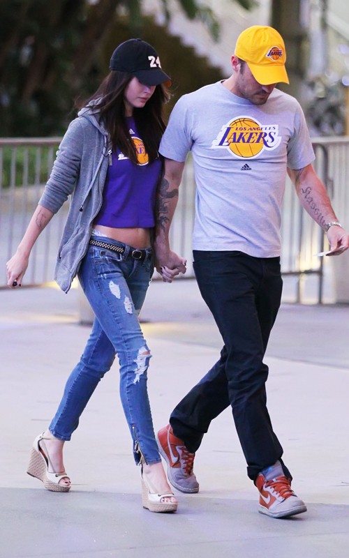 megan fox 2011 april. Back in her casuals after some elegant appearances, Megan Fox was out for the L.A. Lakers game with Brian Austin Green on April 26.