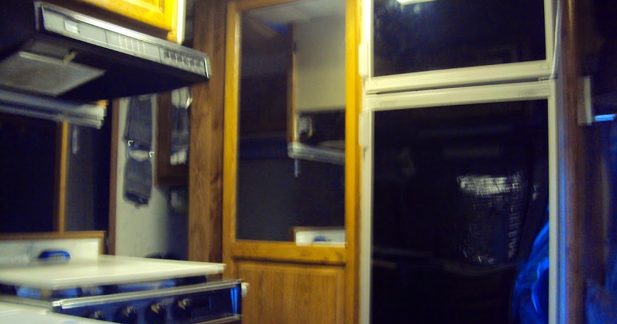 WanderMan Clean Your Stove Vent Grease Screens!