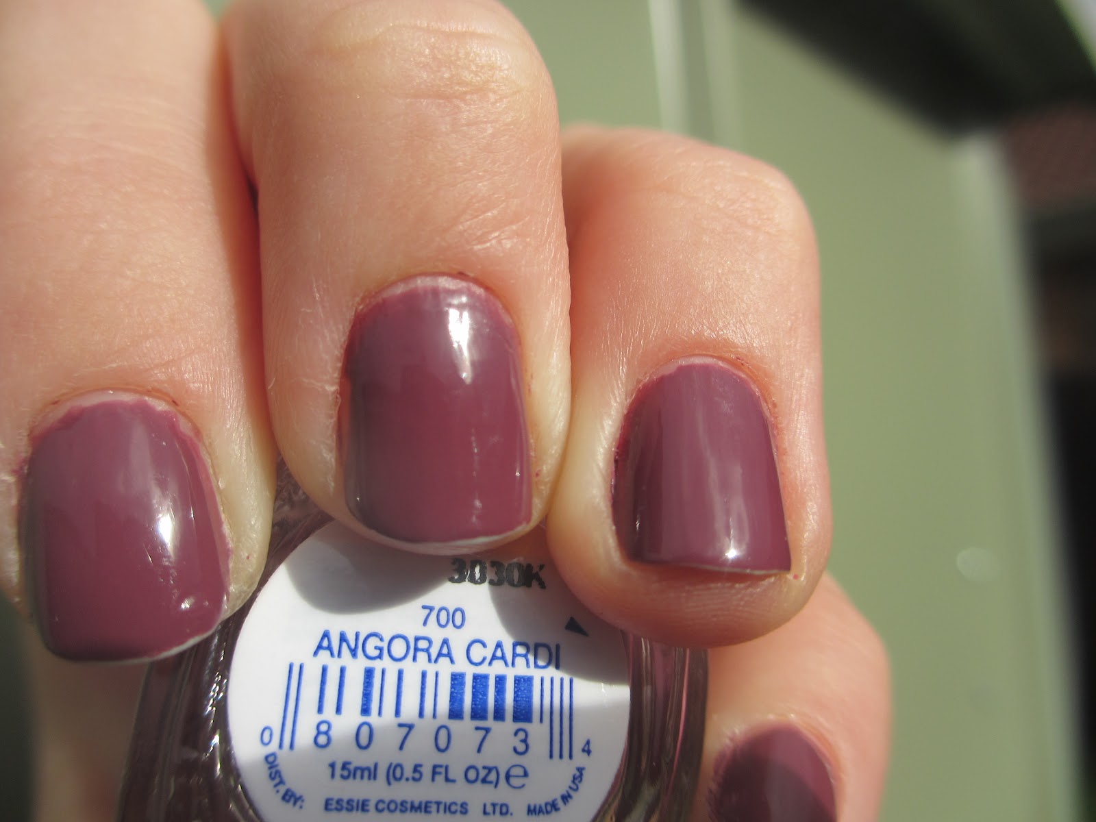 knicksandnails Essie Angora Cardi