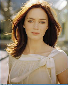 Emily Blunt Hot