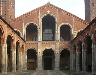أهم ثمان معالم سياحية في ميلان ايطاليا Basilica+of+Sant+%27Ambrogio1