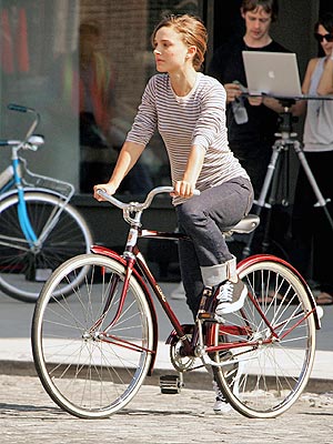 Natalie Portman Clothes