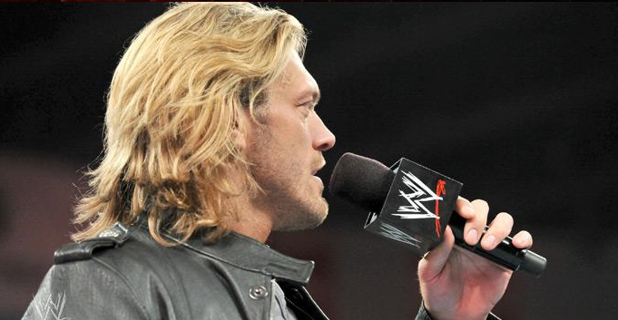 Monday Night Raw 14/05/12 Edge+announces+his+WWE+retirement+3