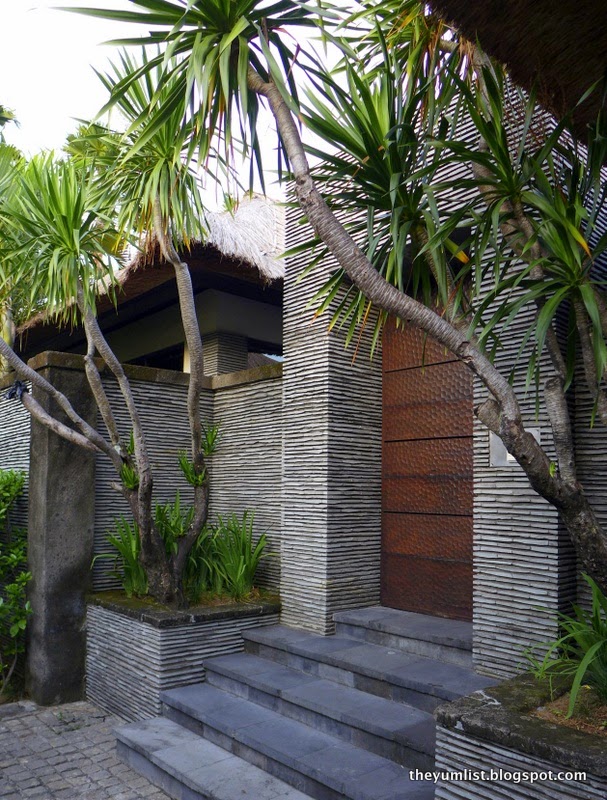 Villa Entrance Pepper's Sentosa Seminyak, Bali