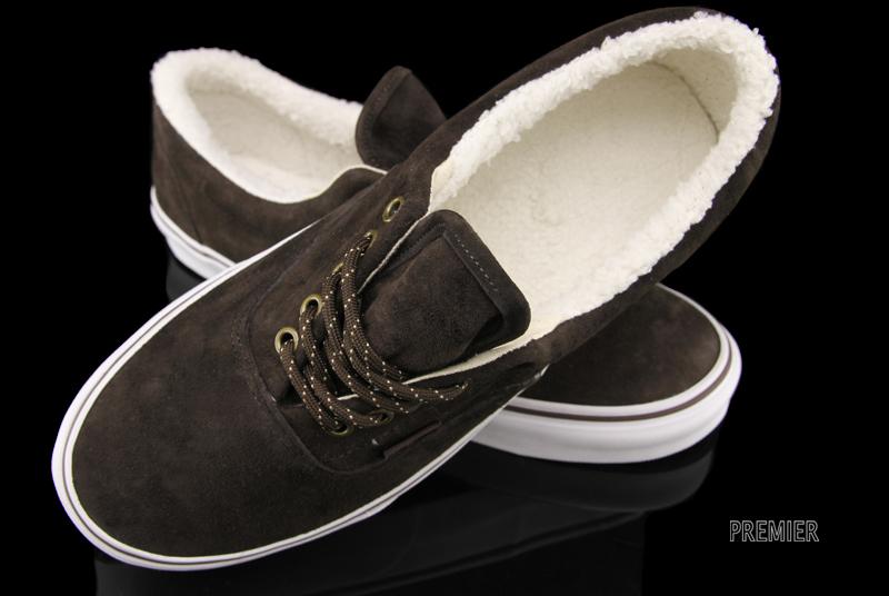vans era fleece suede