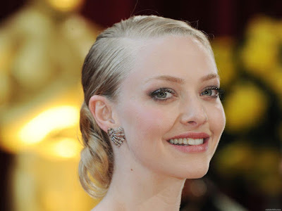 Amanda Seyfried High Quality Wallpaper