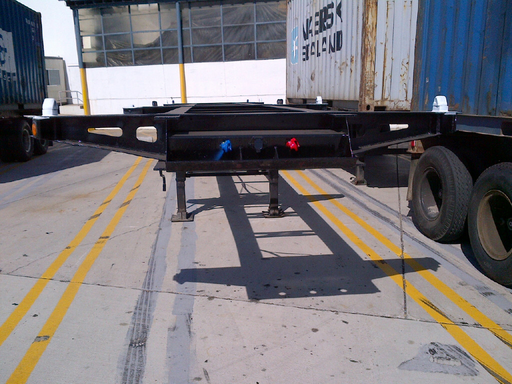 CONTAINER CHASSIS & PARTS May 2013