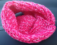 Cuello rosa fucsia Cuello lana rosa fucsia con perlé