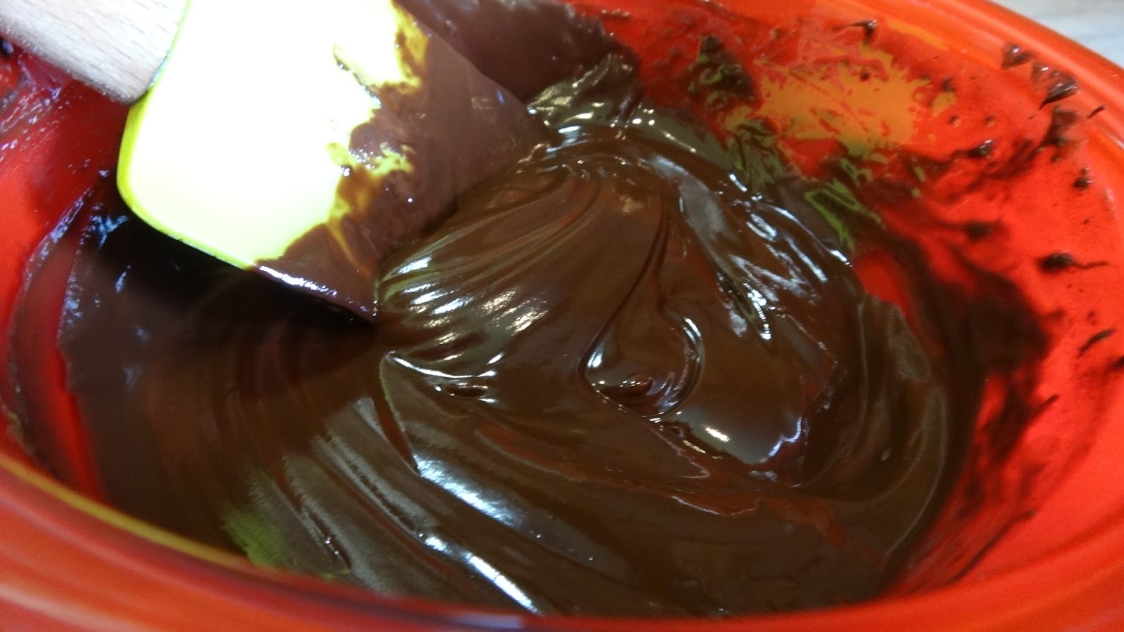 I want to cook that Chocolate Peanut Pretzel SquaresAnna Olson