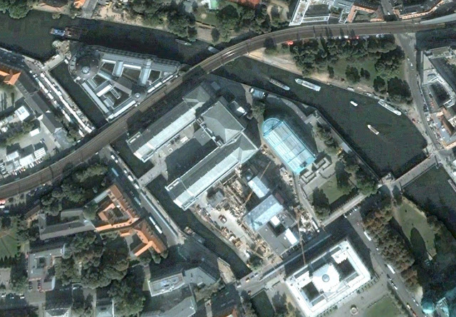 Baustelle Museumsinsel, Pergamon-Museum, Google Earth Bildaufnahmen, 10178 Berlin, 1943 - 2012